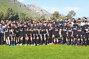 Τα παιδιά που συμμετείχαν στο κάμπ του ΟΦΗ