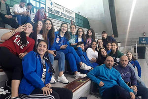 Τα κορίτσια της ΓΕΗ με Απλαδά ενισχύουν τους εφήβους