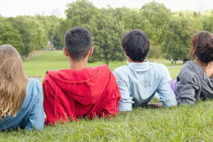 νέοι στην εφηβεία