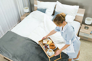 εργαζόμενοι στον τουρισμό