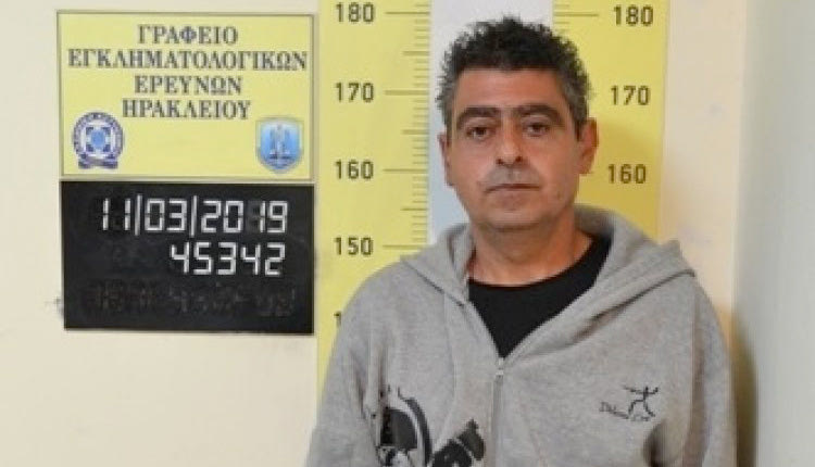 Ο 48χρονος Μανόλης Νιργιανάκης που κατηγορείται για την αποπλάνηση της 11χρονης αρνείται την κατηγορία και δηλώνει αθώος
