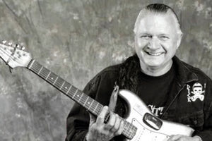 Την τελευταία του πνοή στα 81 του χρόνια, άφησε ο κιθαρίστας Ντικ Ντέιλ, ο μουσικός που έγινε διάσημος για την διασκευή του ελληνικού τραγουδιού «Μισιρλού»