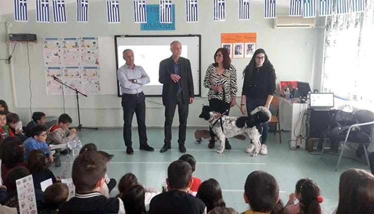 «Άνθρωποι και Ζώα Συγκάτοικοι στον ίδιο πλανήτη» είναι ο τίτλος του εκπαιδευτικού προγράμματος της Πανελλαδικής Φιλοζωικής και Περιβαλλοντικής Ομοσπονδίας στο 2ο Δημοτικό σχολείο Αγ. Μαρίνας του Δήμου Μαλεβιζίου.