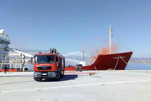 πυρκαγιά σε ένα παροπλισμένο πλοίο στο λιμάνι του Ηρακλείου προέβλεπε η άσκηση ετοιμότητας