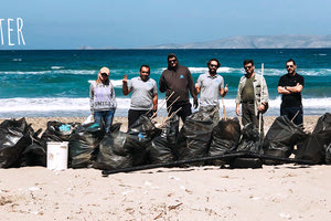 Το TrashChallenge πήγε στην Ακτή Καρτερού και τα σκουπίδια έφυγαν