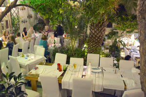 Βραβεία για 10 εστιατόρια που λειτουργούν στην Κρήτη