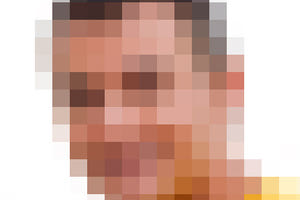 ΔΡΑΠΕΤΗΣ επί 17 ολόκληρα χρόνια είχε καταφέρει να στήσει την ζωή που ονειρευόταν μέσα στα φώτα των προβολέων, μπροστά από τις τηλεοπτικές κάμερες και τις πίστες νυκτερινών κέντρων της Αθήνας