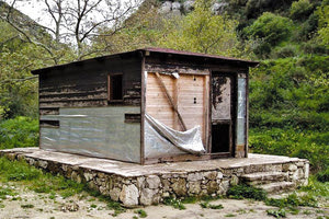 τα φαράγγια της… δυσφήμησης