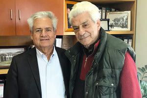 Ο δήμαρχος κ. Μαμουλάκης με τον Μ. Δουλγεράκη