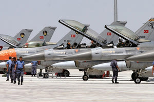 τουρκικα αεροπλάνα