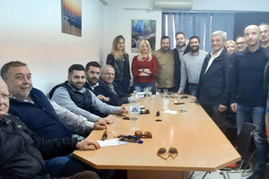 ο Σισαμάκης στους επαγγελματίες του επισιτισμού