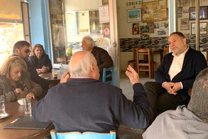 Στην Αγία Τριάδα με κατοίκους, ο Γιάννης Κουράκης