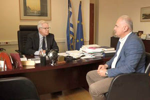 Ο κ. Αγριμανάκης με τον πρύτανη πανεπιστιμίου κ. Ζόρα