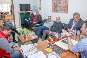 Με την πολιτική ηγεσία του Εργατικού Κέντρου Ηρακλείου συναντήθηκαν ο υποψήφιος δήμαρχος Ηρακλείου και επικεφαλής της Δημοτικής Κίνησης «Ηράκλειο -Ενεργοί Πολίτες», Ηλίας Λυγερός