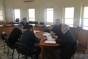 Συνεδριάζει η διαπαραταξιακή