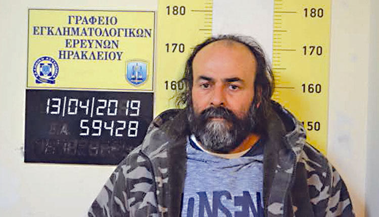 Αυτός κατηγορείται ότι βίαζε τον ανιψιό του