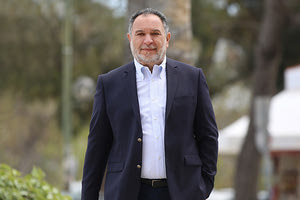 Γιάννης Κουράκης