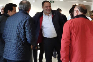 Συνάντηση με τους καταστηματάρχες