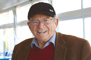 Ο άνθρωπος που έσωσε το… μισό Ηράκλειο