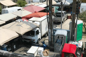 Αντιδράσεις για τις αποφάσεις που αφορούν στις λαϊκές αγορές