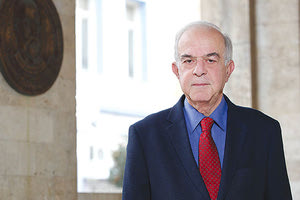 «Είναι η δική τους αλαζονεία και όχι η δική μας δήθεν απραξία»