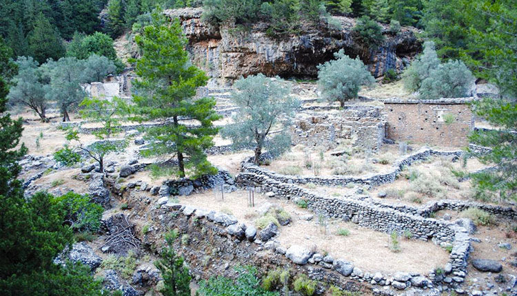 Σύσκεψη στην Αποκεντρωμένη Διοίκηση για τη Σαμαριά