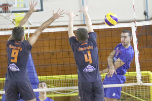 ΒΟΛΕΪ: Φάση από την αναμέτρηση των εφήβων ΓΕΗ-ΣΦΠΧ