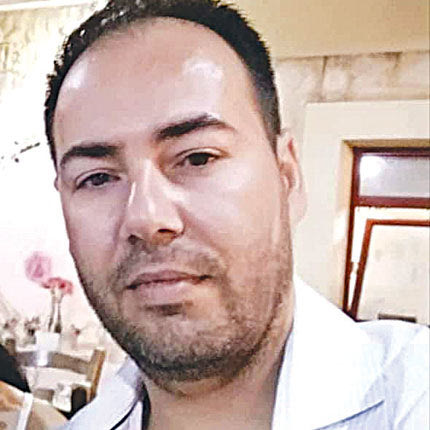 Μια θέση στο τοπικό συμβούλιο Χόνδρου του Δήμου Βιάννου διεκδικεί και σε αυτές τις εκλογές  ο Χαράλαμπος Θεοδοσάκης 