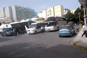 Η πλατεία του Αρχαιολογικού Μουσείου