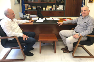 Ο Γιώργος Αγριμανάκης είναι υποψήφιος δημοτικός σύμβουλος με την παράταξη “Ηράκλειο 3.7.5.” του Γιάννη Κουράκη. Γ