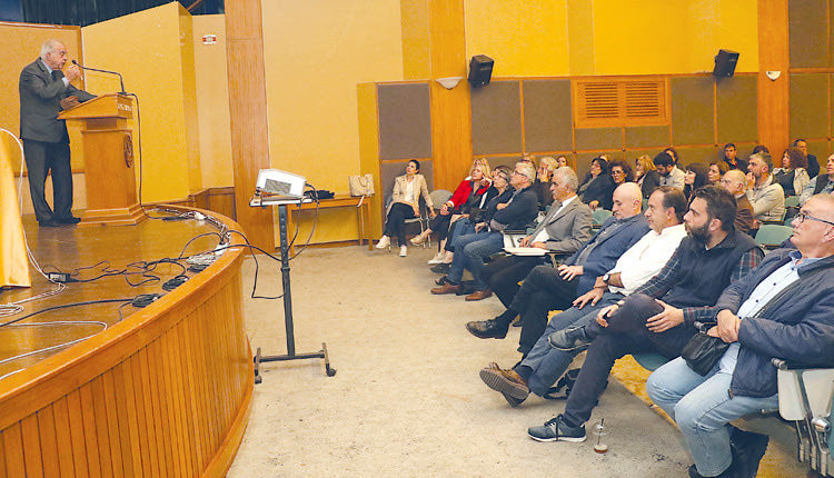 Στιγμιότυπο από την εκδήλωση για το κυκλοφοριακό