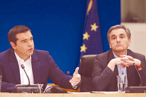 Μείωση ΦΠΑ και  σύνταξη τα δώρα του Αλέξη