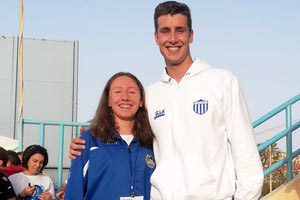 Ο Γκολομέεβ με την κολυμβήτρια Νίκη Μουντουράκη