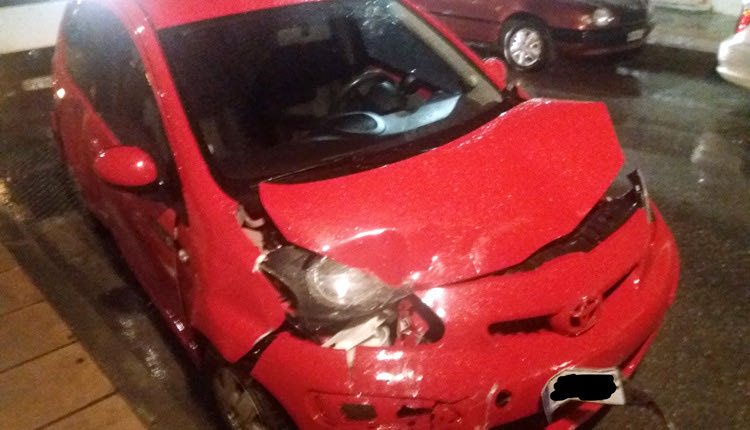 Η μη τήρηση του STOP από τους οδηγούς, που κινούνται στην οδό Μ. Αλεξάνδρου, έχει ως συνέπεια τα συνεχή τροχαία ατυχήματα