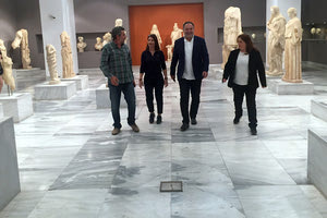 Επίσκεψη Κουράκη στο Αρχαιολογικό Μουσείο