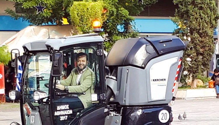 Μετά την παραίτηση του Γιώργου Καμίνη, νέος δήμαρχος Αθηναίων εξελέγη ο μέχρι χθες αντιδήμαρχος Καθαριότητας Γιώργος Μπρούλιας. 