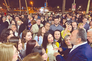 Κόσμος και αισιοδοξία στα εγκαίνια Κουράκη