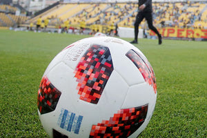 Μπάλα στο γήπεδο