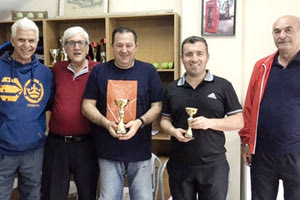 Στιγμιότυπο από τις απονομές στο τουρνουά Βετεράνων