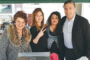 Στη λαϊκή αγορά του Μασταμπά, βρέθηκε ο υποψήφιος Δήμαρχος Ηρακλείου Πέτρος Ινιωτάκης, συνοδευόμενος από υποψήφιους και μέλη της “Συν+ΠΡΑΞΗΣ ΔΗΜΟΤΩΝ