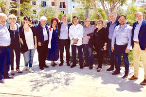 Συνάντηση με τους υποψήφιους του συνδυασμού του «ΚΡΗΤΗ, η ζωή μας» είχε σήμερα  στο Ρέθυμνο ο περιφερειάρχης και υποψήφιος περιφερειάρχης Κρήτης Σταύρος Αρναουτάκης. 