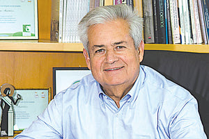 Ο Κώστας Μαμουλάκης 