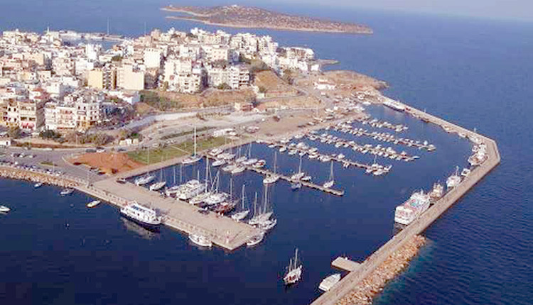Η μαρίνα Αγίου Νικολάου