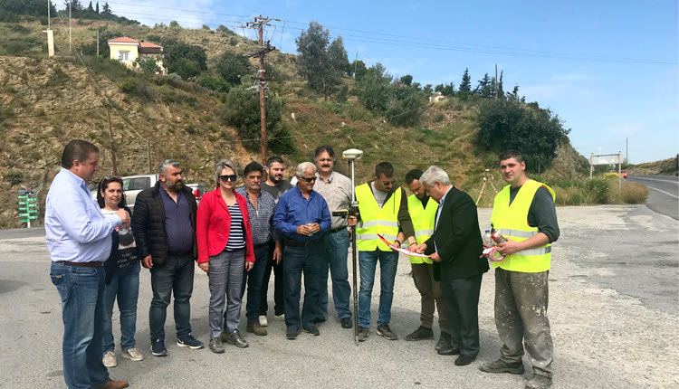 έναρξη των εργασιών τοπογραφικής αποτύπωσης, που πραγματοποιήθηκε στο πλαίσιο της κατασκευής των κόμβων της Αγίας Πελαγίας από τους μηχανικούς του αναδόχου