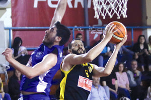 Στιγμιότυπο από το ματς Εργοτέλης-Κύδων