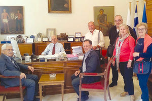 Περιοδεία στις υπηρεσίες του Δήμου Ηρακλείου πραγματοποίησε αντιπροσωπεία μελών του ψηφοδελτίου της “Ηράκλειας Πρωτοβουλίας”