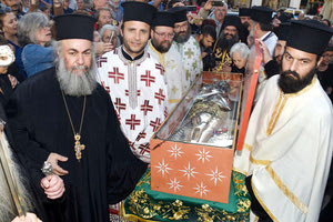 Με την πάνδημη συμμετοχή τοῦ Κρητικοῦ Λαοῦ η Συνοδική Θεία Λειτουργία, ἐξ ἀφορμῆς τῆς 53ης Ἐπετείου τῆς Ἐπανακομιδῆς τῆς Τιμίας Κάρας τοῦ Ἁγίου Ἀποστόλου Τίτου