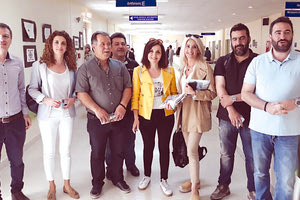 ο επικεφαλής της παράταξης «Ηράκλειο για όλους» και υποψήφιος δήμαρχος, Γιώργος Σισαμάκης με τον διοικητή του Πανεπιστημιακού Νοσοκομείου Ηρακλείου