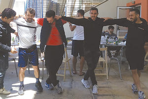 Δεν έλειψαν οι χοροί από το χθεσινό μπάρμπεκιου του Εργοτέλη