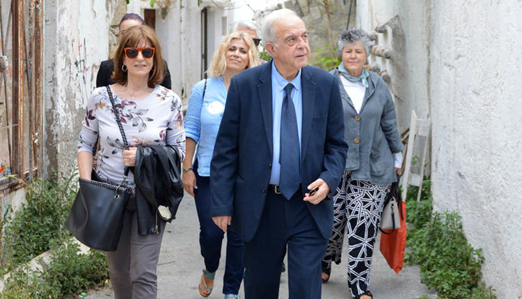 Ο Δήμαρχος Ηρακλείου Βασίλης  Λαμπρινός στην Αγία Τριάδα